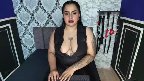 Snapshot of celestte_sweet chatting on February 2025 11:02:02 PM online show from February 2025 11:02:02 PM