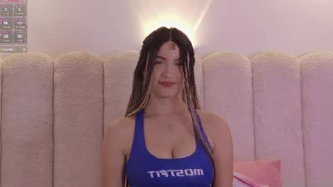 Snapshot of celestte_vanegas chatting on June 2026 06:03:02 PM celestte_vanegas online show from June 2026 06:03:02 PM