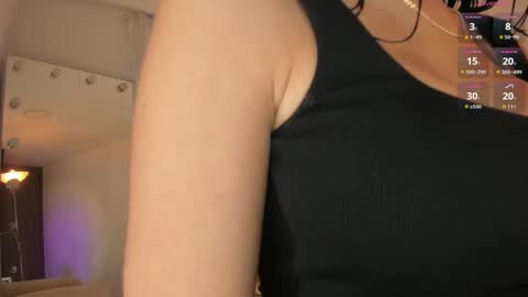 Ari online show from November 2025 09:37:01 PM