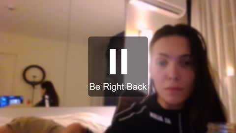 Ji-yoon online show from January 2025 07:04:01 PM