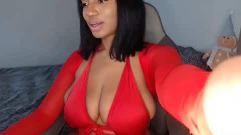 Snapshot of celinecostas chatting on December 2025 07:55:01 PM Celine Costas online show from December 2025 07:55:01 PM