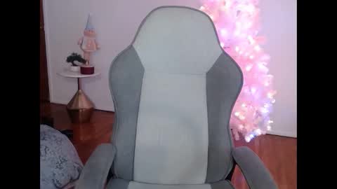 Snapshot of celinecostas chatting on January 2026 01:24:01 PM Celine Costas online show from January 2026 01:24:01 PM