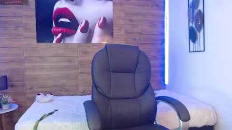 Snapshot of cerokershelby chatting on December 2024 06:24:02 AM Ceroke online show from December 2024 06:24:02 AM