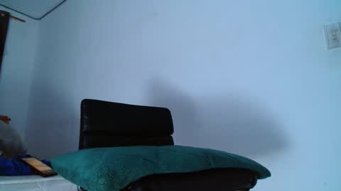 cesar_master_ online show from October 2025 09:33:01 PM