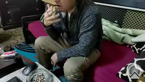 cezar online show from March 2025 09:40:02 AM