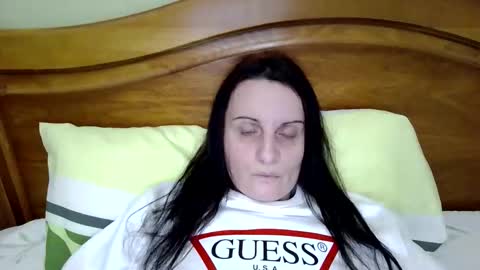 Snapshot of chaar_saba_rocher chatting on November 2025 02:50:01 PM Nebucadnetar Saba online show from November 2025 02:50:01 PM