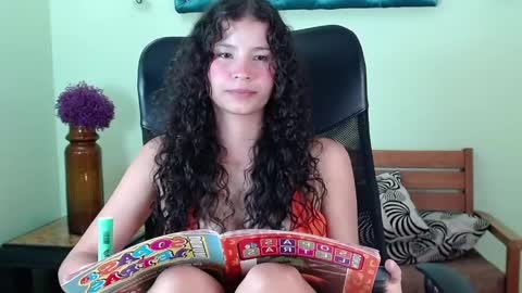 Snapshot of chalonvera chatting on May 2026 07:45:02 PM Chalon online show from May 2026 07:45:02 PM