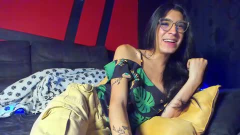 Snapshot of chaminelan chatting on December 2024 11:29:01 AM chaminelan online show from December 2024 11:29:01 AM