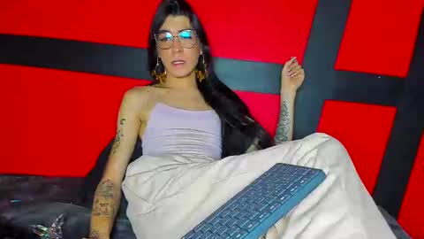 Snapshot of chaminelan chatting on January 2025 06:53:02 PM chaminelan online show from January 2025 06:53:02 PM