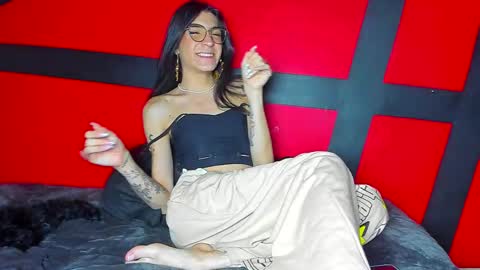 Snapshot of chaminelan chatting on January 2025 02:00:02 AM chaminelan online show from January 2025 02:00:02 AM