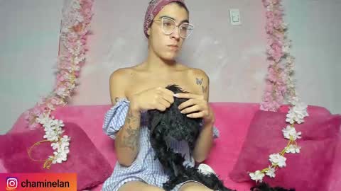 Snapshot of chaminelan chatting on September 2025 08:23:01 PM chaminelan online show from September 2025 08:23:01 PM