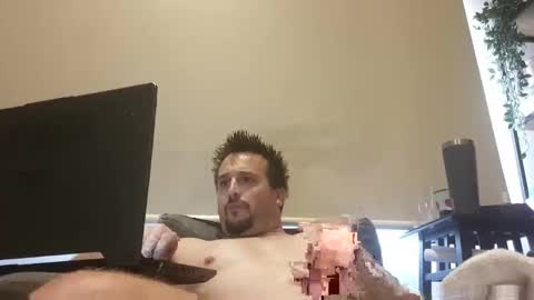 Snapshot of champagneandbitches chatting on March 2026 12:14:01 AM champagneandbitches online show from March 2026 12:14:01 AM