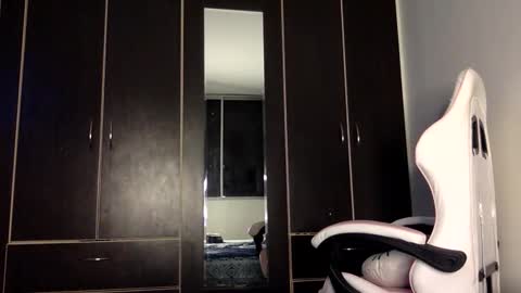 Snapshot of chanelsexyy chatting on May 2026 08:39:01 PM Viviana 3 online show from May 2026 08:39:01 PM