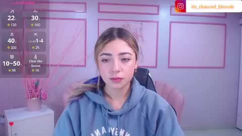 channel_blonde_a online show from December 2024 04:57:02 PM
