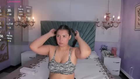 Snapshot of channeyprincess chatting on January 2025 11:43:01 AM Channey online show from January 2025 11:43:01 AM