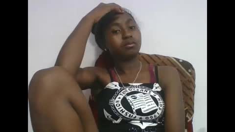 chantale483461 online show from April 2026 06:23:01 PM