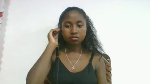 Snapshot of chantale483461 chatting on April 2026 04:48:01 AM chantale483461 online show from April 2026 04:48:01 AM