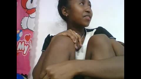Snapshot of chantale483461 chatting on April 2026 06:10:02 PM chantale483461 online show from April 2026 06:10:02 PM