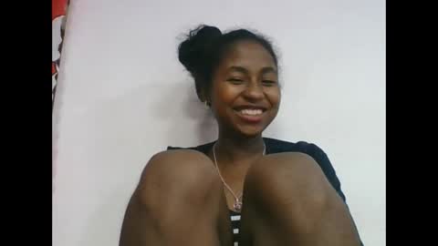 Snapshot of chantale483461 chatting on May 2026 10:36:01 AM chantale483461 online show from May 2026 10:36:01 AM