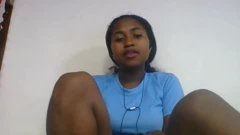 Snapshot of chantale483461 chatting on May 2026 05:09:02 PM chantale483461 online show from May 2026 05:09:02 PM