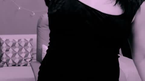 Snapshot of chantallovely chatting on December 2024 05:24:01 PM The Queen online show from December 2024 05:24:01 PM