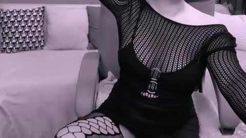 Snapshot of chantallovely chatting on February 2025 04:53:02 AM The Queen online show from February 2025 04:53:02 AM