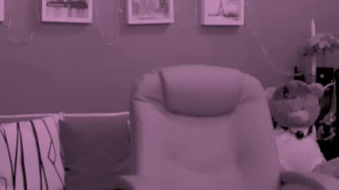 The Queen online show from February 2026 12:07:02 AM