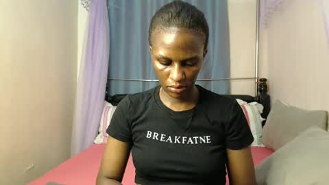 Snapshot of chantelsamz2 chatting on March 2025 12:55:02 PM Chantel online show from March 2025 12:55:02 PM