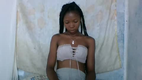Snapshot of chariola0101 chatting on January 2025 10:21:02 AM chariola0101 online show from January 2025 10:21:02 AM