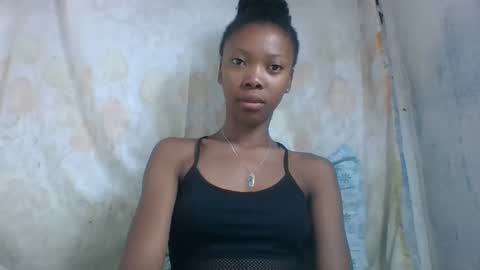 Snapshot of chariola0101 chatting on February 2025 07:18:02 AM chariola0101 online show from February 2025 07:18:02 AM