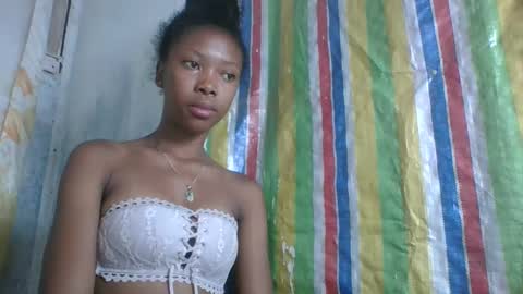 Snapshot of chariola0101 chatting on February 2025 09:48:01 PM chariola0101 online show from February 2025 09:48:01 PM
