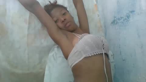 Snapshot of chariola0101 chatting on February 2025 11:53:01 AM chariola0101 online show from February 2025 11:53:01 AM