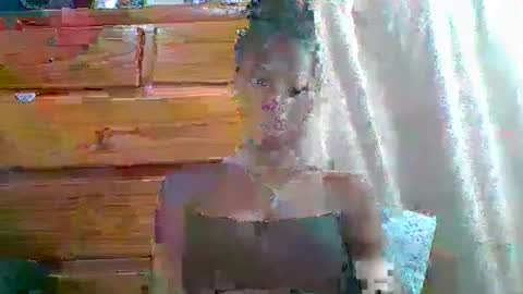 Snapshot of chariola0101 chatting on February 2025 12:05:01 AM chariola0101 online show from February 2025 12:05:01 AM
