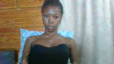 Snapshot of chariola0101 chatting on February 2025 01:02:02 AM chariola0101 online show from February 2025 01:02:02 AM