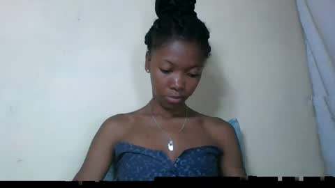 Snapshot of chariola0101 chatting on March 2025 07:10:01 AM chariola0101 online show from March 2025 07:10:01 AM