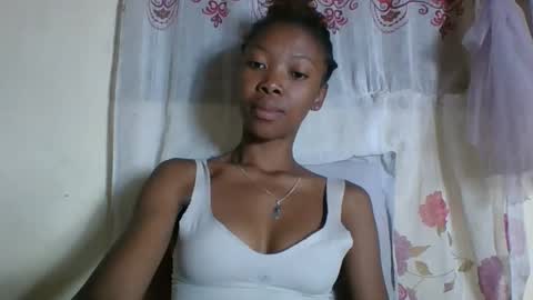 Snapshot of chariola0101 chatting on March 2025 08:29:01 AM chariola0101 online show from March 2025 08:29:01 AM
