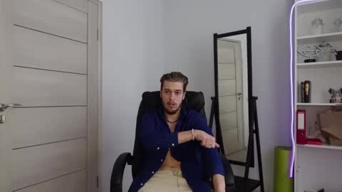 CHARLES SINS online show from February 2025 01:38:01 PM