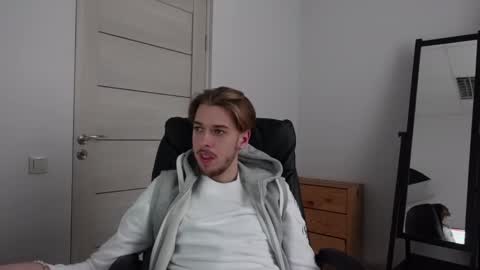 CHARLES SINS online show from March 2025 02:00:01 PM