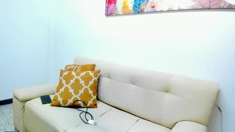 Snapshot of charlie_foxie chatting on April 2026 03:50:02 AM charlie_foxie online show from April 2026 03:50:02 AM