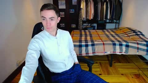 carlos reyes online show from February 2025 08:46:02 AM