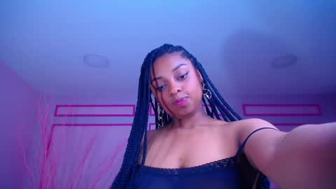 Snapshot of charlote_fun_a chatting on December 2024 01:43:02 PM Charlote online show from December 2024 01:43:02 PM