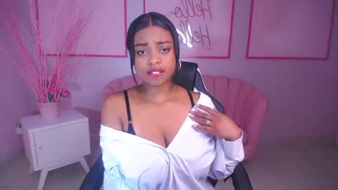 Snapshot of charlote_fun_a chatting on January 2025 10:52:02 AM Charlote online show from January 2025 10:52:02 AM