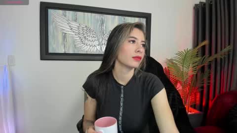 Snapshot of charlote_horny chatting on February 2025 02:28:02 AM Charlote online show from February 2025 02:28:02 AM