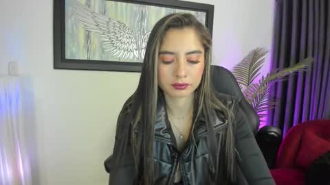 Snapshot of charlote_horny chatting on February 2025 10:39:02 PM Charlote online show from February 2025 10:39:02 PM