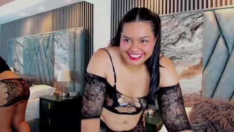 Charlott online show from November 2025 11:53:02 AM