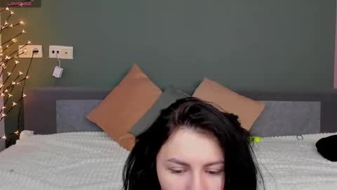 Charlotte online show from February 2025 04:19:02 AM