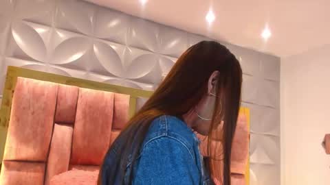 Charlotte Icee online show from January 2026 04:53:01 PM