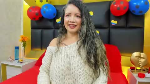 Snapshot of charlotte_monnroe chatting on June 2026 01:17:02 PM charlotte_monnroe online show from June 2026 01:17:02 PM