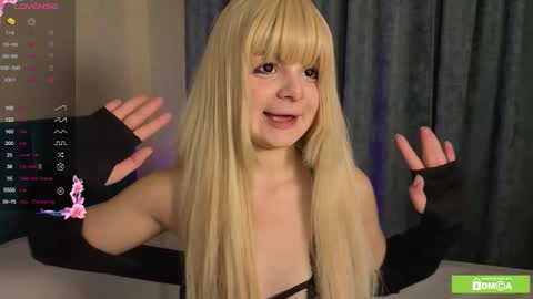 Snapshot of charlotte_wxw chatting on December 2025 05:18:02 PM charlotte_wxw online show from December 2025 05:18:02 PM