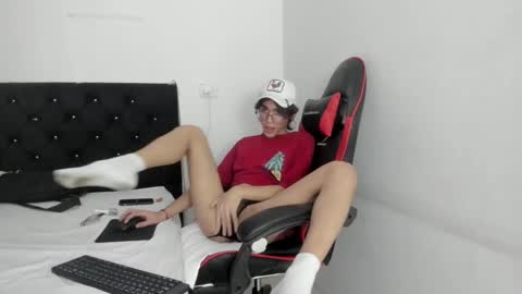 charlotte_xc online show from February 2025 02:50:01 AM